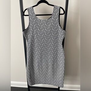 RD Style Monochrome Geometric Midi Dress